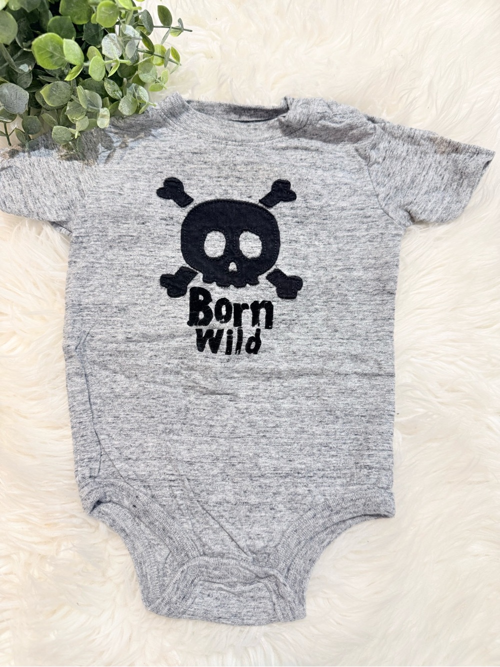 🌿10/$25 • Koala Kik “Born Wild” Gray Cotton Bodysuit